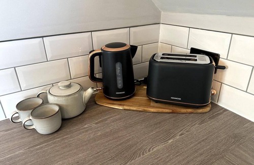 Street Apartment | Remarkable 1-bed Apartment in Glastonbury