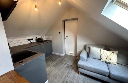 Street Apartment | Remarkable 1-bed Apartment in Glastonbury