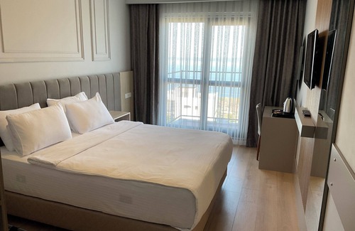 Guzelyali Hotel | REMIDA OTEL