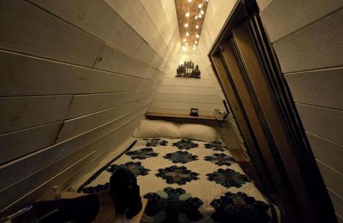 Coal Fork Ski Chalet | Remote Mountain A-Frame with BBQ Perfect for Nature Lovers in West Virginia