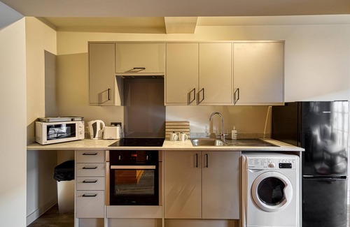 Southport Apartment | Renaissance 7: 1 Bedroom Apartment in Southport