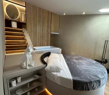 Old Town Apartment | Renard Suite