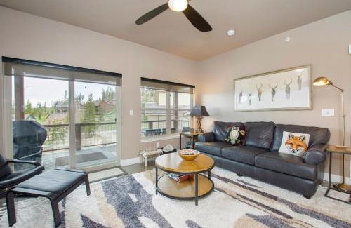 Rendezvous House | Rendezvous 47 Lookout Point