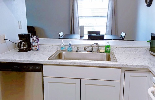 Lakeland Apartment | Renovated 2BR 2Bath Apartment Cozy and Quiet