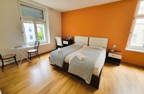 Enge Apartment | Renovated Apartment Near Zurich Lake Sees - Self Checkin
