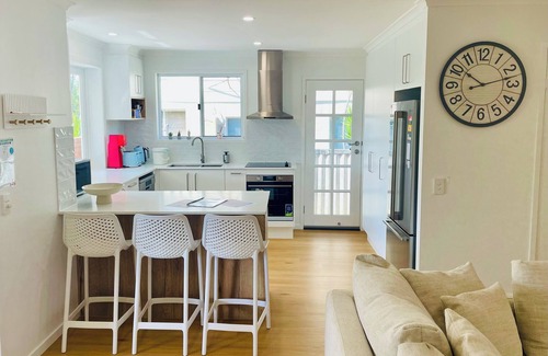 Bogangar House | 🏖️ Renovated Family Beach House, Walk to Sand 🌊