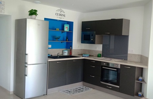 Hillion House | Renovated family cottage in the heart of a nature reserve, 300m from the GR34