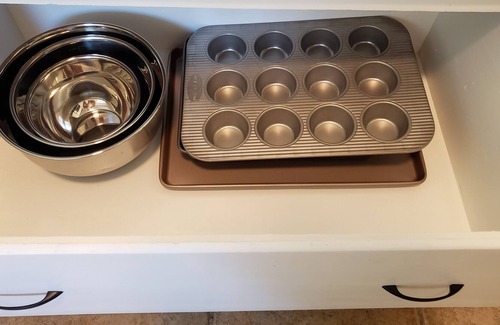 Baytown House | Renovated family retreat in Baytown, TX! Sleeps 10 comfortably!