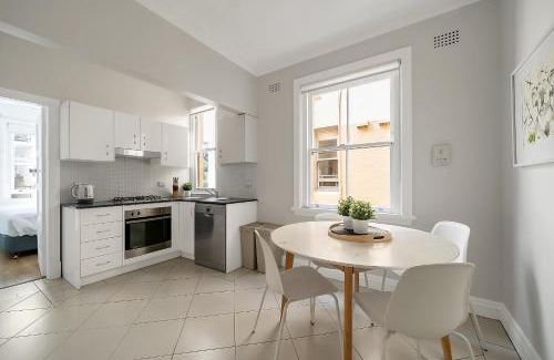 Manly Apartment | Renovated Harbourfront Home With Harbour Views