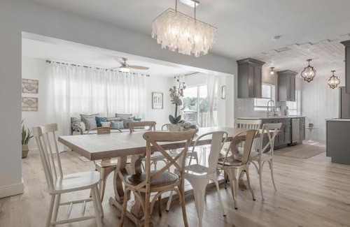 Largo House | Renovated Largo Heated Pool Home