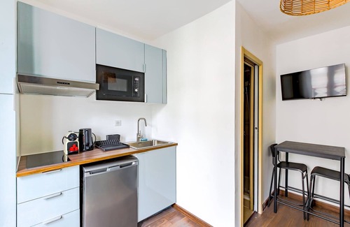 Belleville Apartment | Renovated studio 2 pers Bastille/Oberkampf A/C