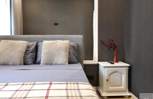 Chisinau Apartment | RentHouse Apart-Hotel Room #5