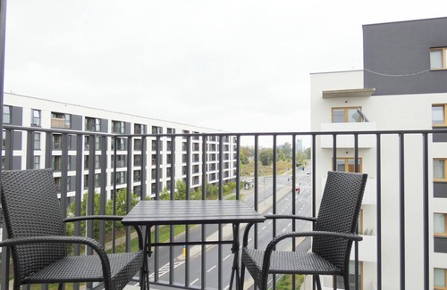 Nowe Miasto Apartment | RentPlanet - Apartament Brneńska