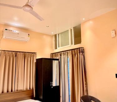 Sualkuchi House | Renu's Hillside Homestay