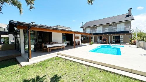 Guaratuba House | Residência Mare de Luxo