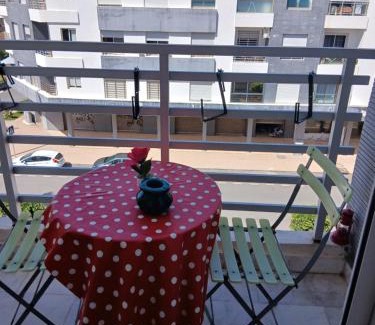 Oulad Khallouf Apartment | residance a 100 m de la mer