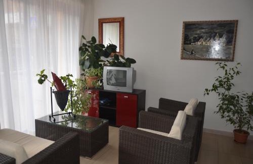 Rivazzurra Apartment | Residence Della Vista