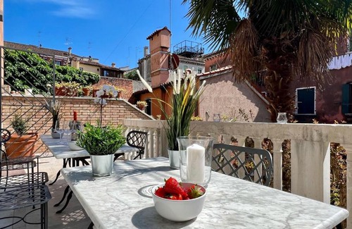 Cannaregio Apartment | Residence Flowery