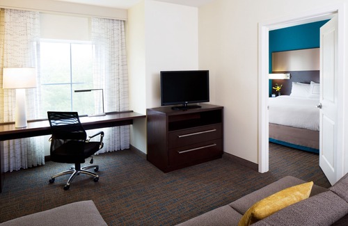 Aksarben - Elmwood Park Hotel | Residence Inn by Marriott Omaha Aksarben Village