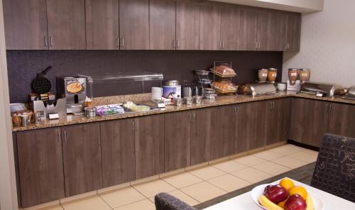 Cal Young Hotel | Residence Inn Eugene Springfield
