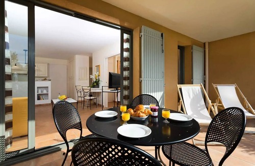 Saumane-de-Vaucluse Apartment | Residence Provence Country Club* - 2 Rooms 4 People
