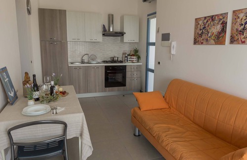 Donnalucata House | Residence with swimming pool a few meters from the sea and the cities of Montalbano