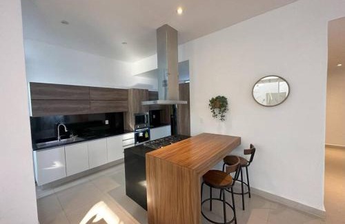 Tres de Mayo House | Residencia Corinto La Cima Frac Burgos Bugambilias