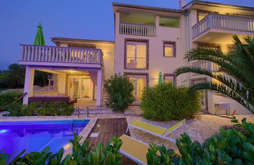Klimno Villa | Residencia La Famiglia