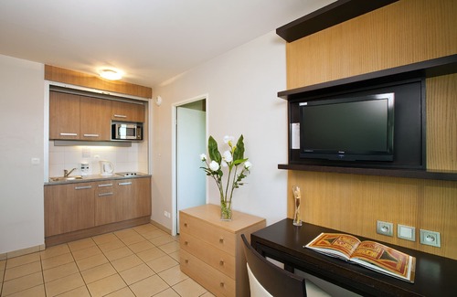 Fontaine-Bayonne-Cartoucherie Apartment | Residhome Toulouse Occitania
