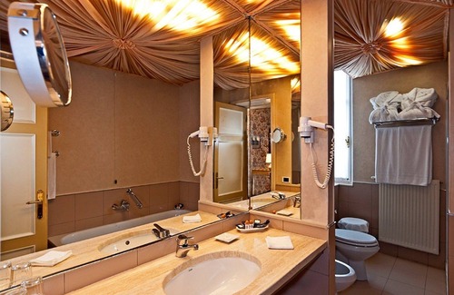 San Lorenzo a Vaccoli Hotel | Resort Dei Limoni