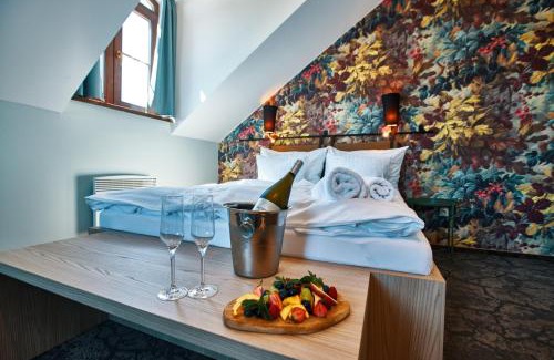 Jablonne v Podjestedi Hotel | Resort Malevil