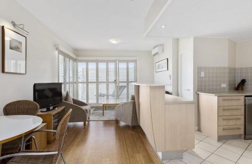 Kingscliff Apartment | Resort on the Beach 4302 with resort Pool