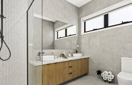 Rhyll House | Rest and Relax in Rhyll