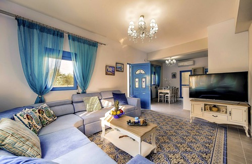 Lindos Villa | RETRO VILLAS-5 MIN FROM LINDOS-UP TO 8 PEOPLE-POOL(DELUXE)