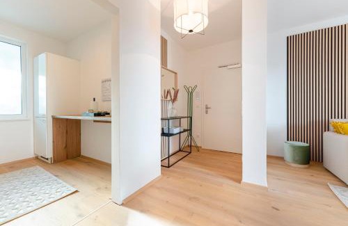 Krems an der Donau Apartment | revLIVING Garden Lounge am Steinertor Parkplatz inklusive