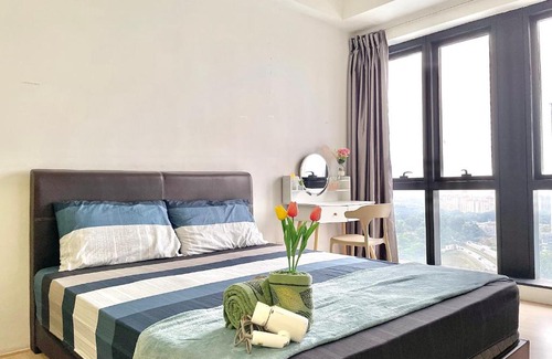 Bandar Tun Razak Apartment | REVO near Pavilion2 Stadium Bukit Jalil 4-5pax