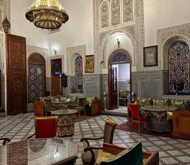 Layoun House | Riad Damia Suite & Spa