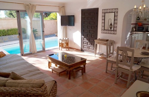 Moravit Villa | Riad-style single-storey villa - close to shops and the sea