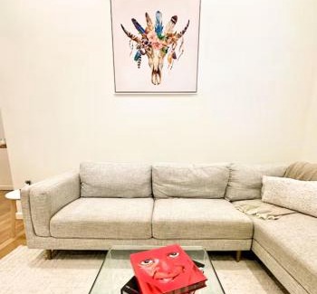 Richmond North House | Richmond 3 BR Retreat near Bridge Rd and MCG