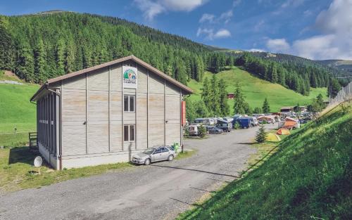 Frauenkirch Cabin | RinerLodge by Mountain Hotels