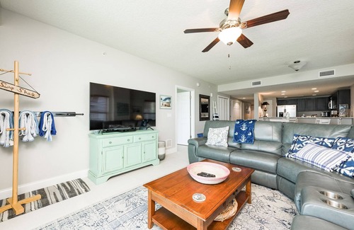 Ocean View Halifax Estates House | Riptide Retreat at The Aruba - Long Term Discounts!