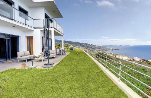 Gaula Villa | Rising Sun Villa by LovelyStay