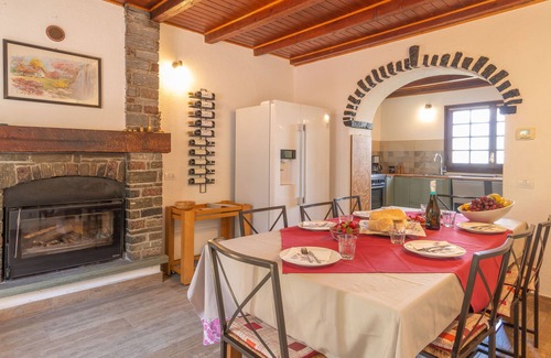 Perledo House | Rita (VNA201) by Interhome