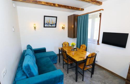 Aghavnadzor House | River Home Cottage