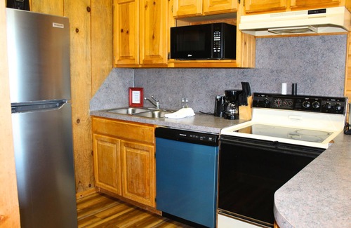 Last Chance Cabin | River Lodge