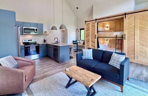 Stanton Cabin | River Rascal by Three Suns Cabins