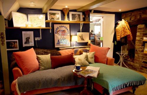 Fonthill Bishop Bed & Breakfast | Riverbarn Fonthill Bishop Bed & Breakfast