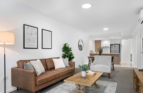 Milton Apartment | Riverfront 2-Bed with Balcony and Secure Parking