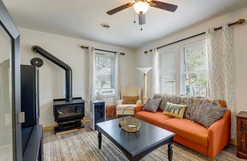 Hillsboro House | Riverfront Missouri Vacation Rental w/ Deck