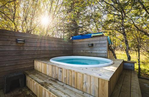 Blaskogabyggd House | Riverside Cabin - Hot Tub, Fishing and Relaxing Escape